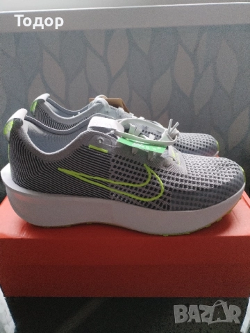 Nike Interact RUN 44 номер 