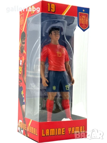 Фигурка на Lamine Yamal с екип на Испания – модел №19 с кутия и топка