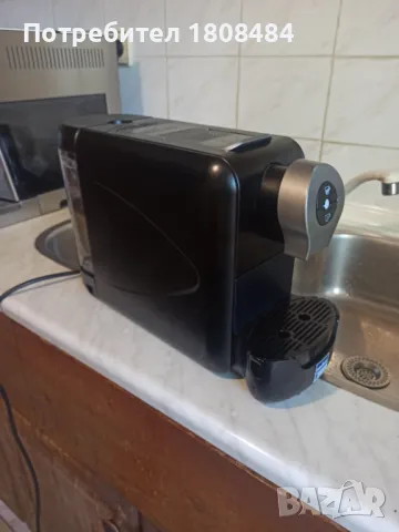 Кафе машина Лаваца за капсули Лаваца Блу работи и прави супер кафе , снимка 5 - Кафемашини - 50428717