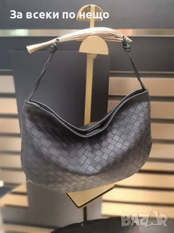 Bottega Veneta Дамска Чанта - Налични Различни Цветове Код D1699, снимка 3 - Чанти - 48823385