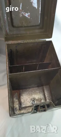Два броя метални армейски кутии от соца, снимка 7 - Колекции - 55803269