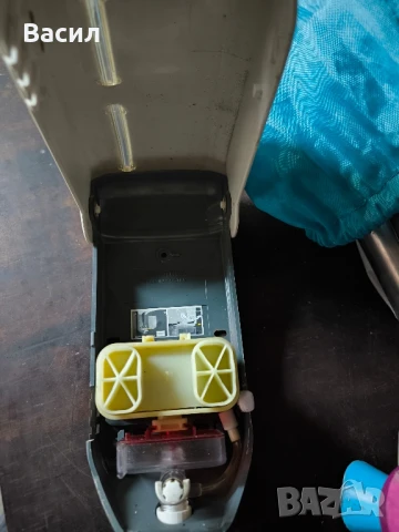 Бял пластмасов диспенсър за сапун, снимка 5 - Други стоки за дома - 50476876