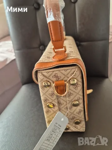 Нова дамска чанта ,Guess , снимка 4 - Чанти - 56335622