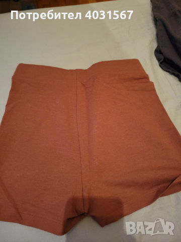 Къси панталонки Adidas - размер С, чисто нови, с етикет!, снимка 4 - Къси панталони и бермуди - 44782268