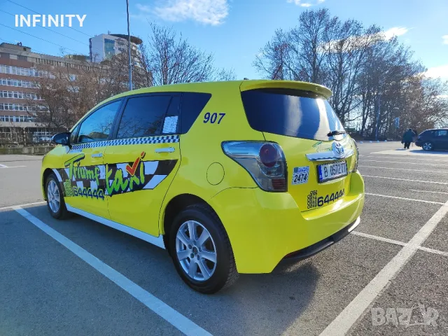 Toyota Verso 1.6 D-4D (112кс) 6+1, снимка 4 - Автомобили и джипове - 48124115