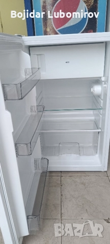 малък хладилник +камера , снимка 4 - Хладилници - 52333818