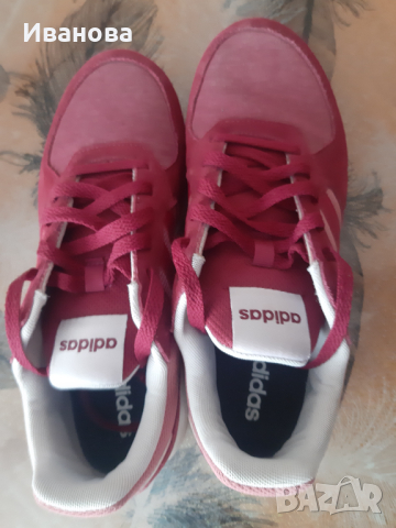 Дамски маратонки Adidas , снимка 3 - Маратонки - 44761371