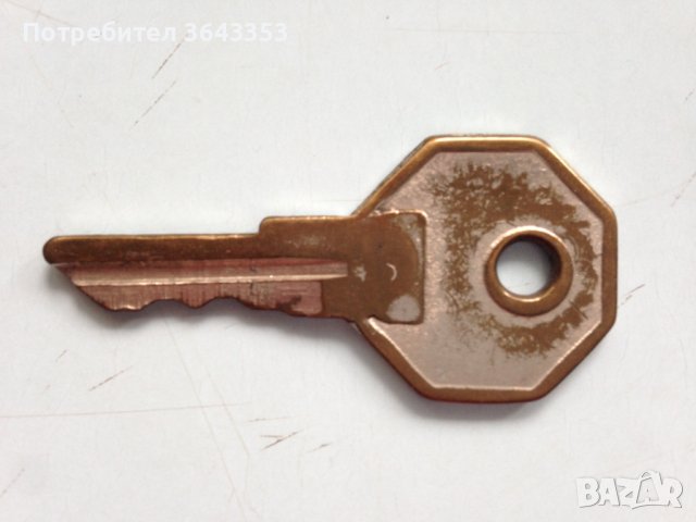 Ключ от УАЗ , снимка 2 - Части - 42624439