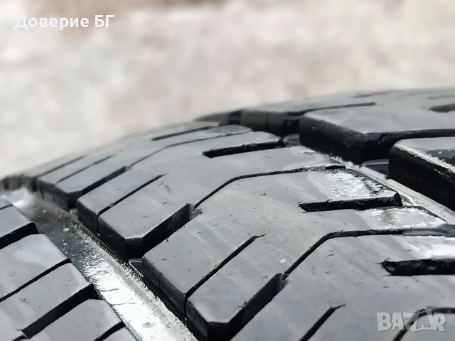 Бусови гуми 225 60 16 C Ц Мишелин Michelin 2 броя - нов внос. Не са нови!
