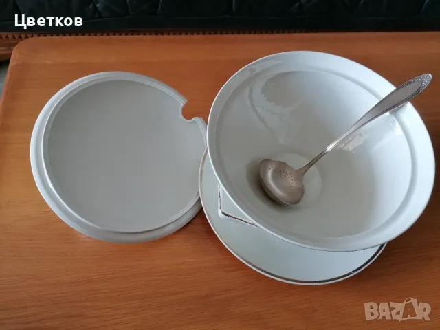 Супник с черпак,овално плато и чиния "Krone Qualitats Porcellan", снимка 2 - Антикварни и старинни предмети - 49616499