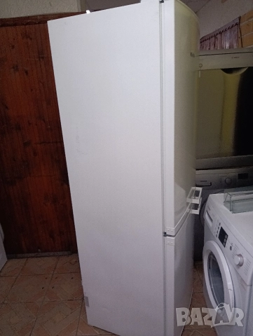 Комбиниран хладилник с фризер Миеле Miele с 2 години гаранция!, снимка 3 - Хладилници - 52847325