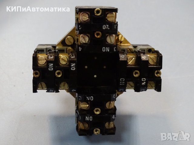 джойстик 4-позиционен Telemecanique XD2.G Jostick 4-direction, снимка 6 - Резервни части за машини - 37653029