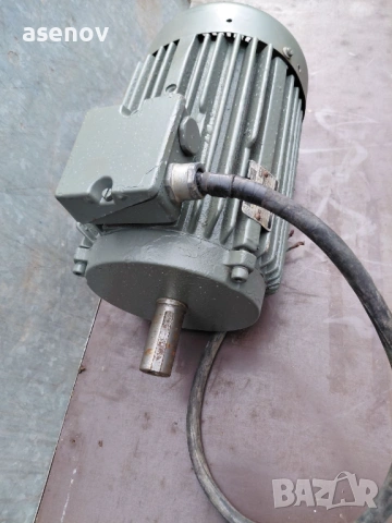 електродвигател 5,5 кв, снимка 3 - Електродвигатели - 54084048