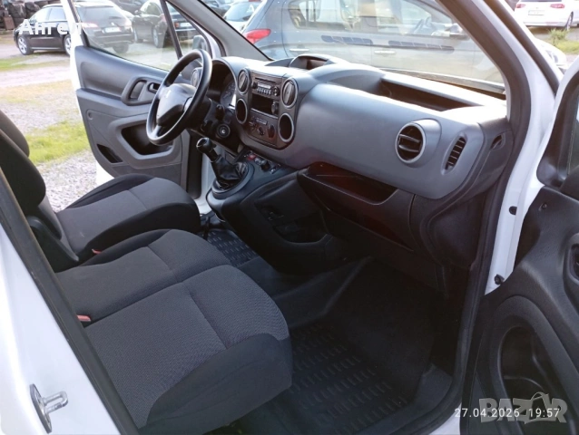 Продавам Пежо Партнер , снимка 10 - Автомобили и джипове - 54331345