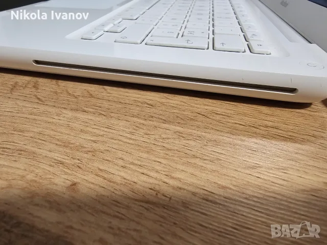 БЯЛ Apple MacBook 13" A1342 late 2009 Core 2 Duo 2.26Ghz| 8GB RAM | 128GB SSD | Зарядно | 2.5ч. Бат, снимка 6 - Лаптопи за дома - 55729931