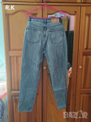 Дамски накъсани дънки Zara, размер 38 (M), снимка 2 - Дънки - 55903580