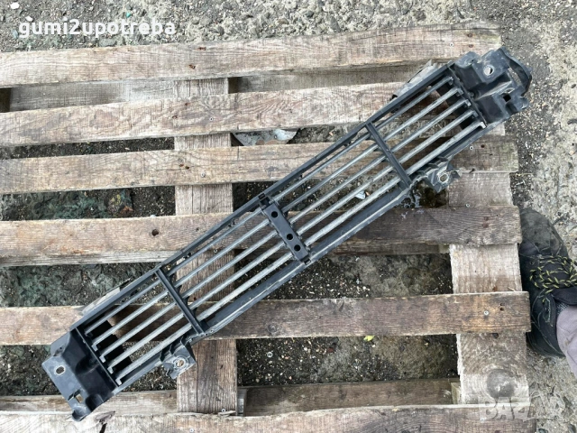 Подвижна Клапа на Радиатор BJD650R12 Mazda3 2014 2.0бен 121kW