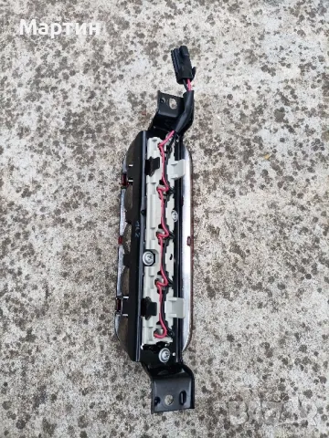 Среден стоп на заден капак за Киа Соренто - Kia Sorento , снимка 3 - Части - 47430419