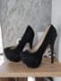 Дамски велурени обувки на висок ток, снимка 2