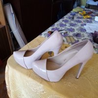 Мн. шик обувки за празниците, снимка 1 - Дамски обувки на ток - 42152386