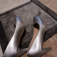 Дамски обувки с ток 7 см., снимка 1 - Дамски обувки на ток - 38363869