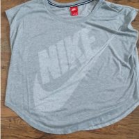 Nike Signal Tee-Mezzo - страхотна дамска тениска КАТО НОВА, снимка 4 - Тениски - 29174017