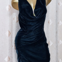ASOS S Черна къса рокля с гол гръб , снимка 2 - Рокли - 44579995