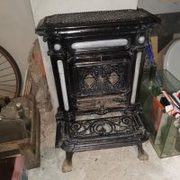Стара кахлена-емайлирана камина-печка, снимка 2 - Антикварни и старинни предмети - 23489876