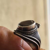 Сребърен пръстен с естествен гранат, снимка 4 - Пръстени - 42407311