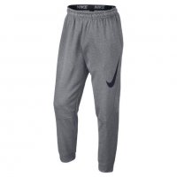 Nike Mens Therma Tapered Graphix Training Sweatpants - страхотно мъжко долнище КАТО НОВО 4ХЛ, снимка 1 - Спортни дрехи, екипи - 38363860