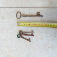 Бронзов ключ бронзови ключове, снимка 2 - Антикварни и старинни предмети - 31088854
