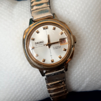 Дамски Механичен самонавиващ часовник Сейко , снимка 1 - Антикварни и старинни предмети - 44513235