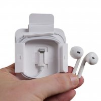 Apple EarPods lightning connector  iPhone 14 , снимка 4 - Слушалки, hands-free - 38710517