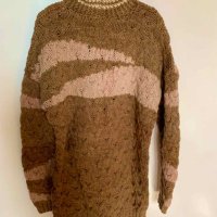 Ръчно плетен пуловер, естествена вълна, снимка 4 - Пуловери - 20115609