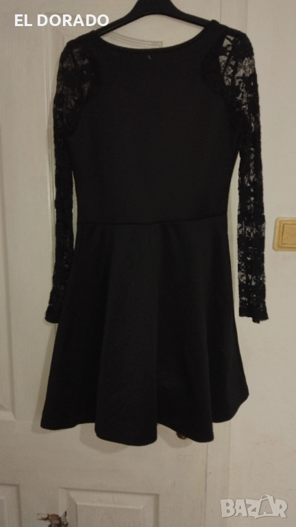 Нова Стилна рокля с дантелени  ръкави , снимка 1