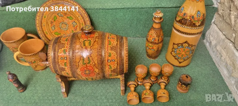 Рисувани дървени буренца, дървени чаши и шишета, снимка 1
