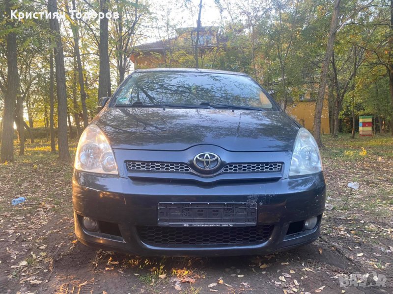 Тойота корола версо на части, снимка 1