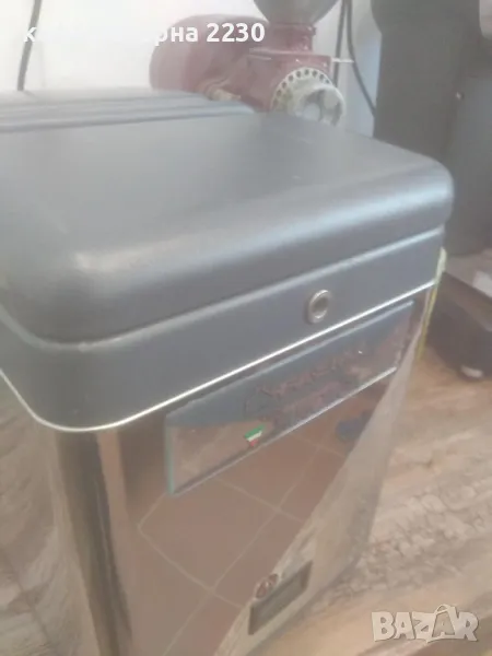 FAEMA Frigobox хладилник за течности за парти събития, мляко за капучино, лате и макиато, кенчета, снимка 1