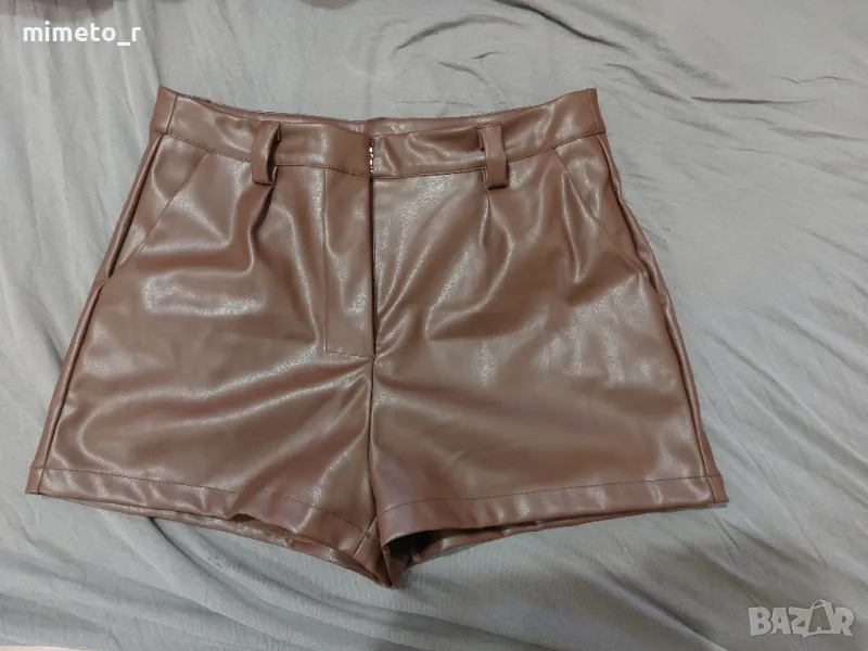 Дамски  къси кожени панталони , снимка 1