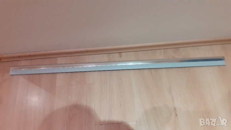 Лайсни+хром за Volkswagen Phaeton (02-12г.)врата и калник десен предни, снимка 1