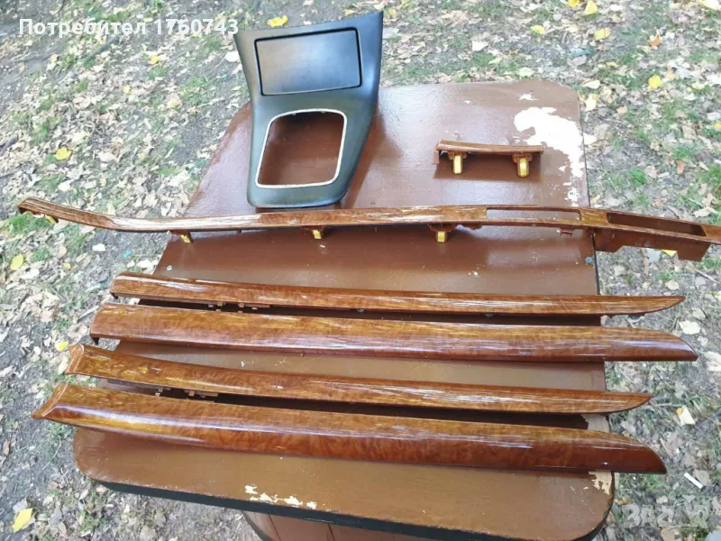 Конзола скоростен лост,лайсни табло  и вратите  Toyota  Avensys T 25, снимка 1