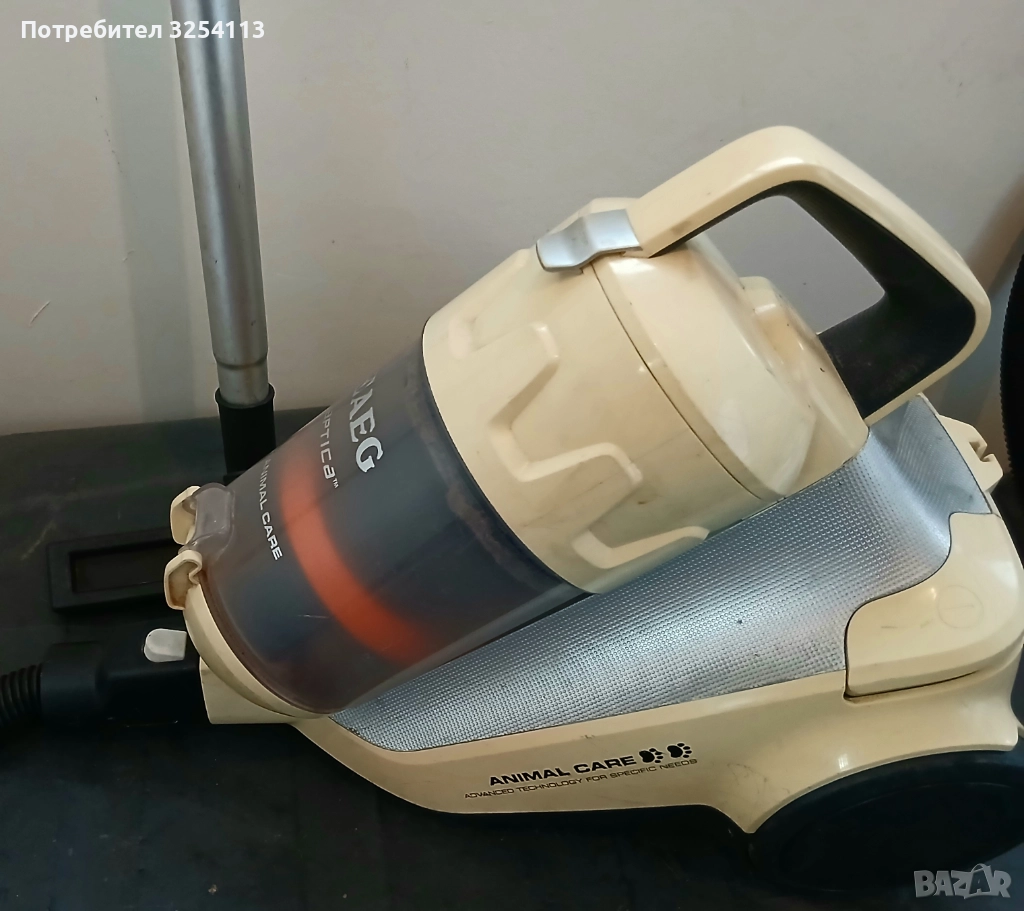Прахосмукачка AEG 1600W, снимка 1