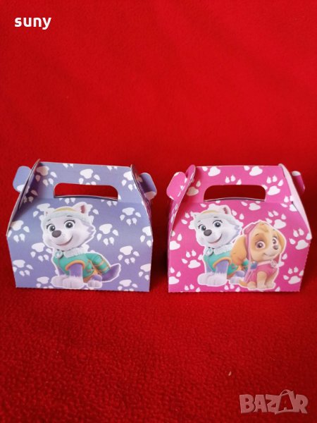 Кутийки за лакомства Пес патрул Еверест и Скай, снимка 1