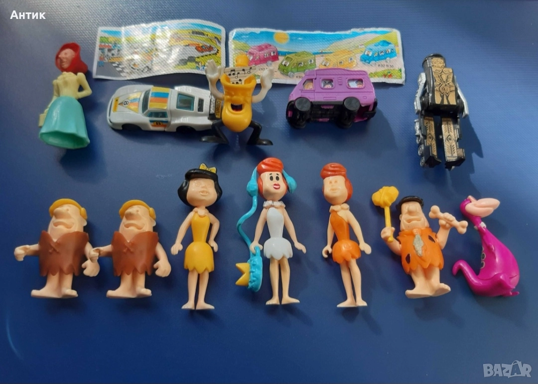 ЛОТ Стари Играчки Kinder , снимка 1