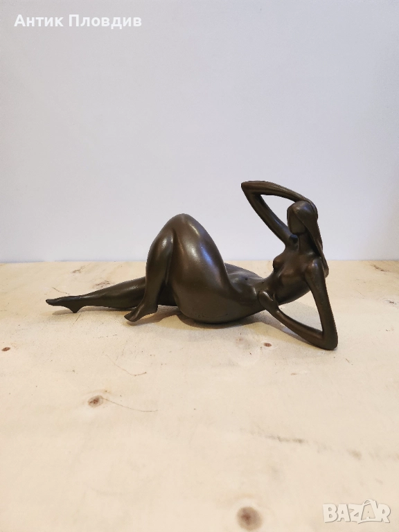 Бронзова статуетка Nick за Rochegalland Paris, снимка 1