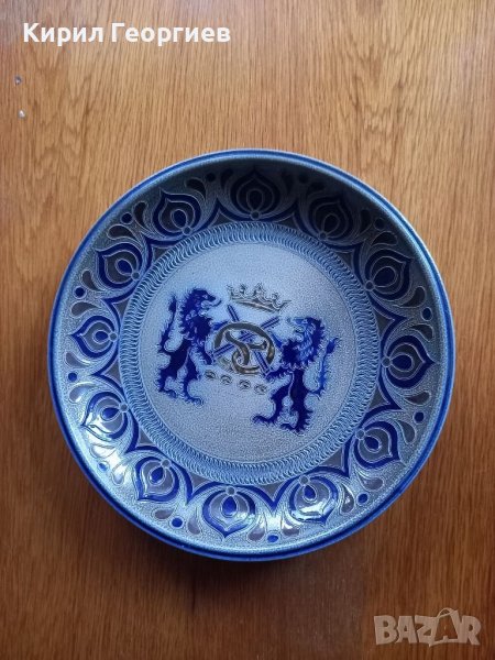 Красива релефна керамична чиния за стена , снимка 1