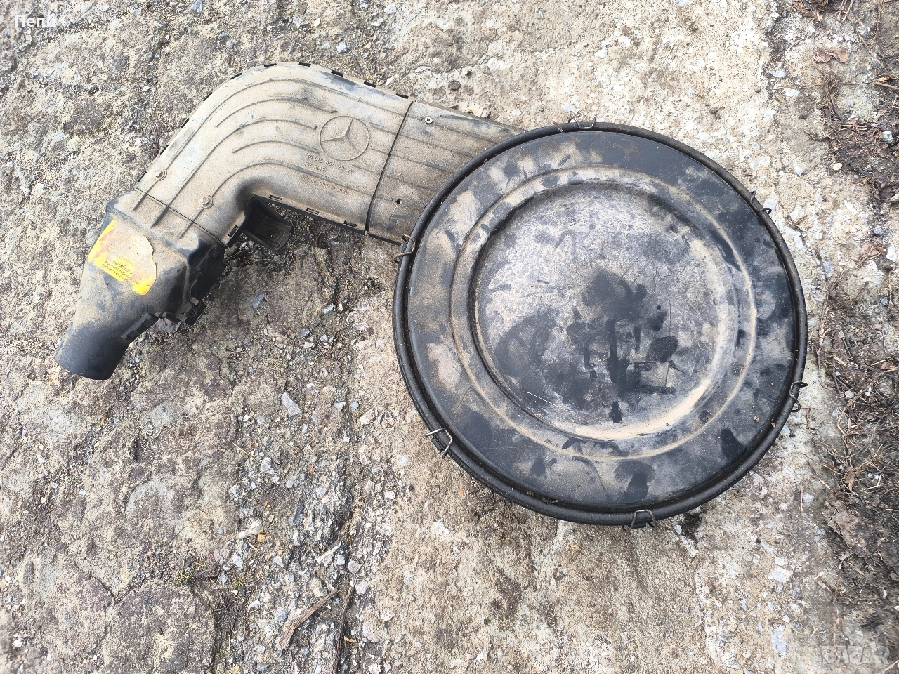 Филтърна кутия за Мерцедес 124/190 2.0 карбуратор, снимка 1