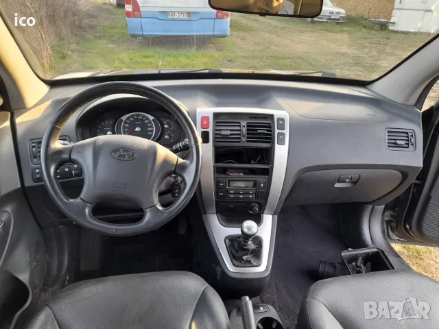 Hyundai Tucson 2.0TD, снимка 7 - Автомобили и джипове - 56426698