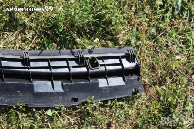 Кора под чистачки лява Мазда 3 2008 2.3i 158hp Mazda 3 седан, снимка 8 - Части - 50661552