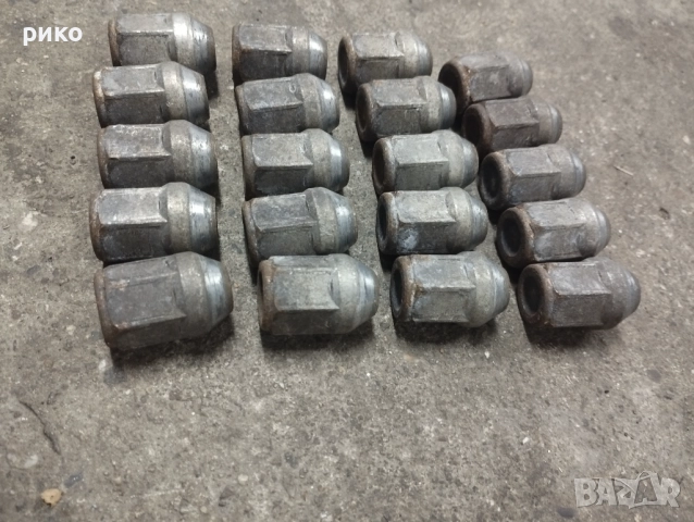 Оригинални гайки за железни и алуминиеви джанти Тойота , снимка 2 - Части - 47106396